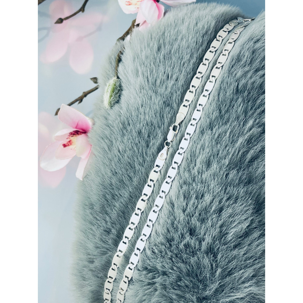 Srebrny łańcuszek Marina