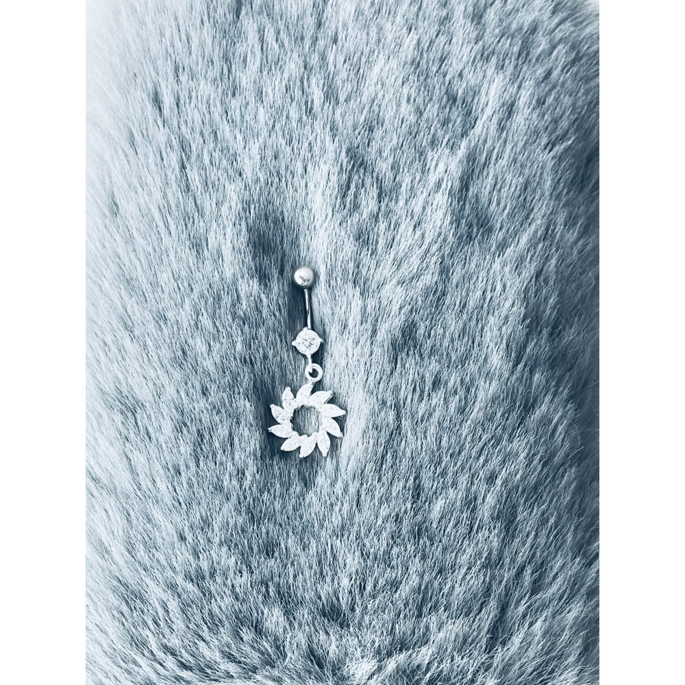 Srebrny kolczyk do pępka wiszący kwiat z cyrkoniami