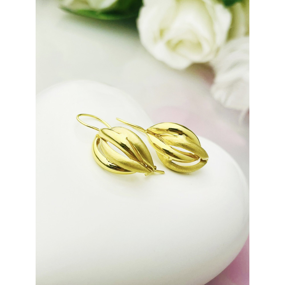 Złote kolczyki fantazyjnie splecione ogniki