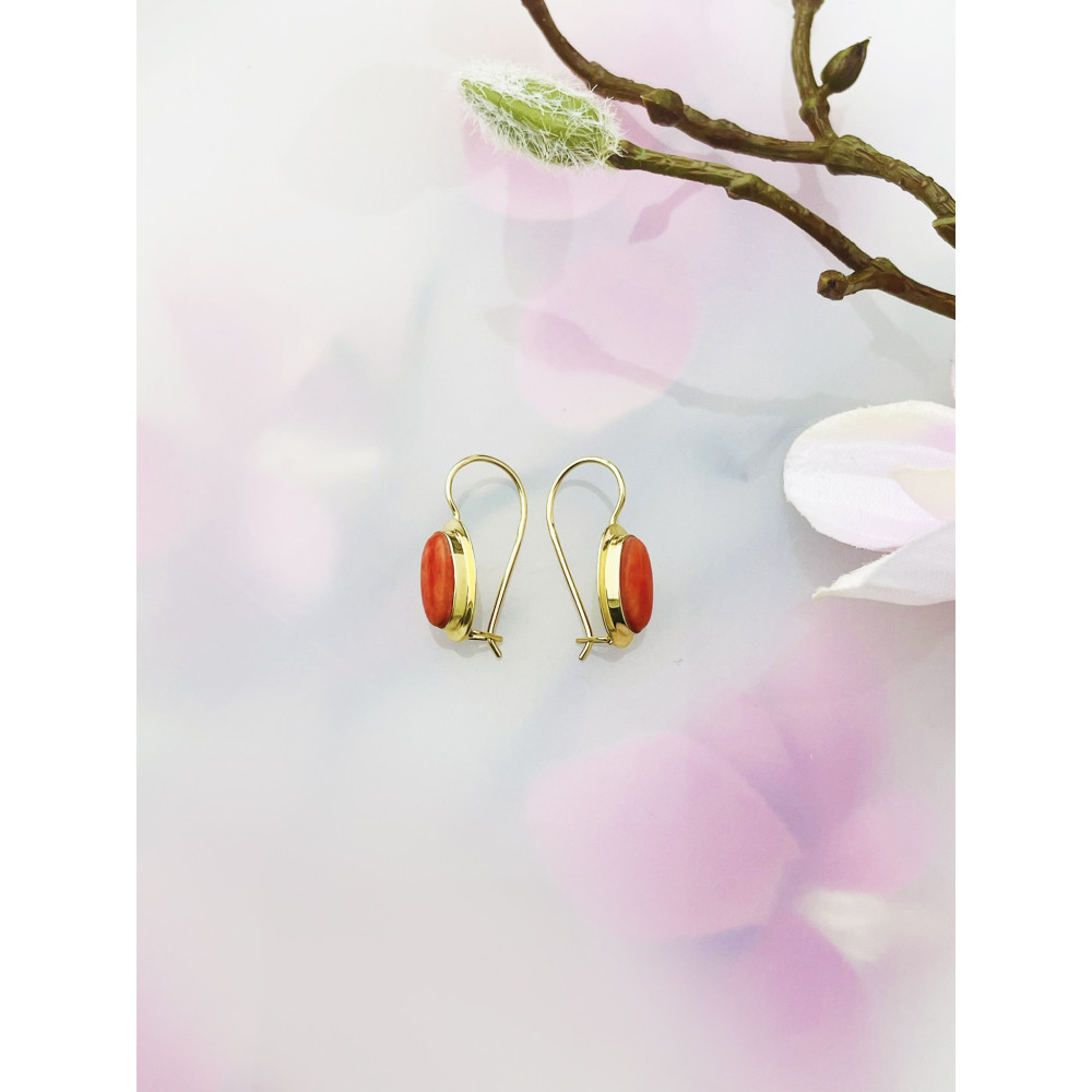 Złote kolczyki owalne koral