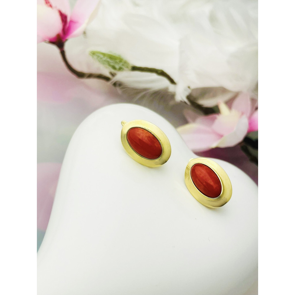 Złote kolczyki owalne koral