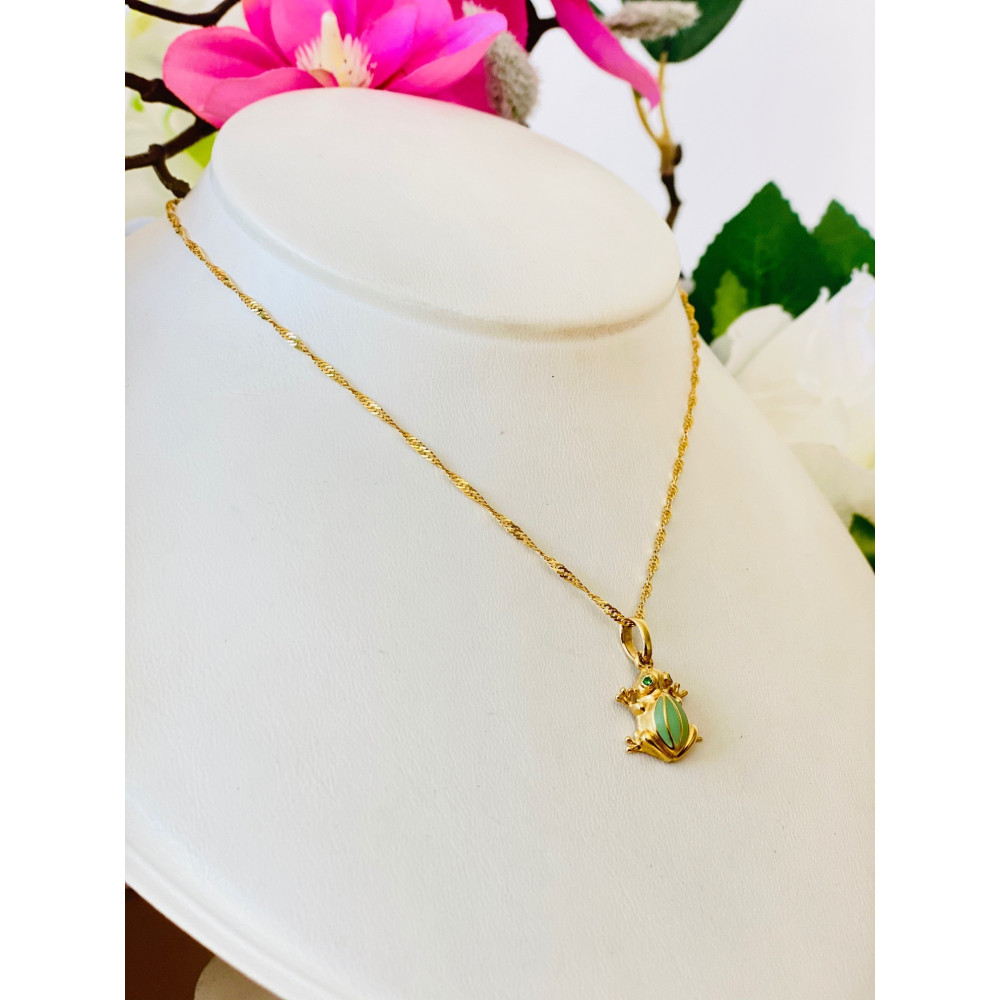 Złoty wisiorek zawieszka żaba z cyrkoniami