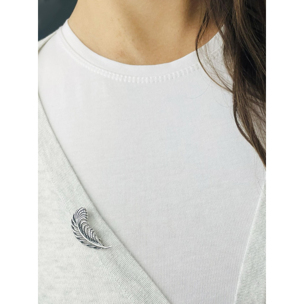 Srebrna broszka pióro piórko vintage