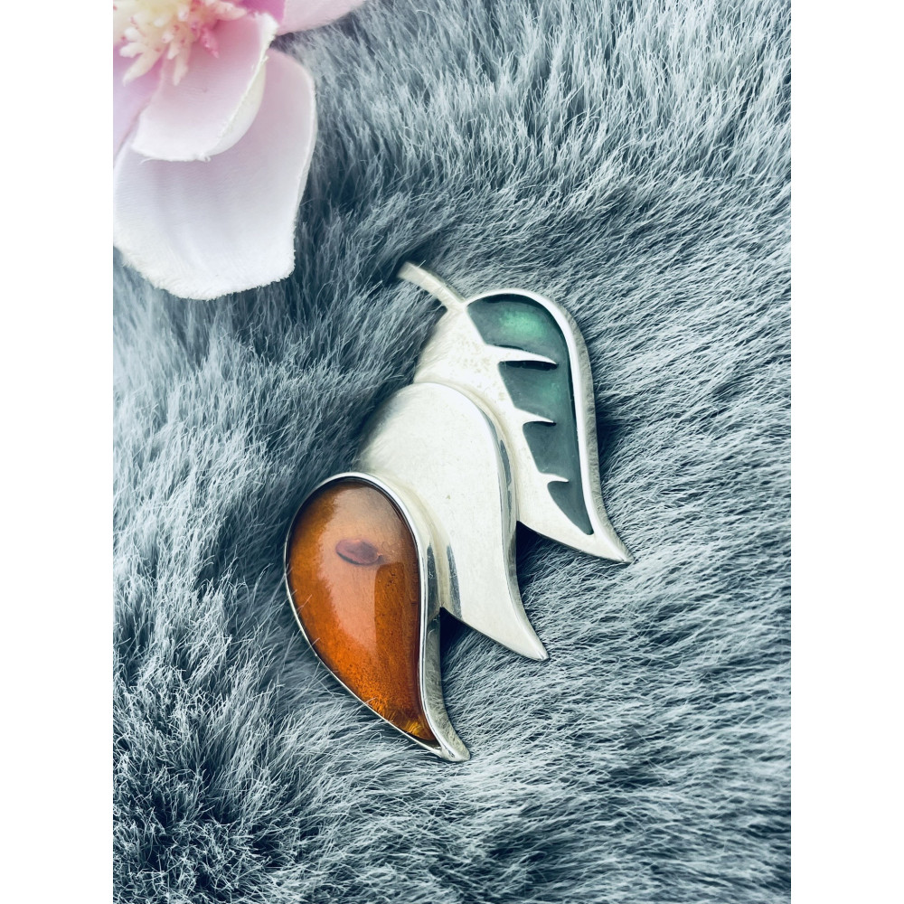 Blätter Silberbrosche mit Bernstein