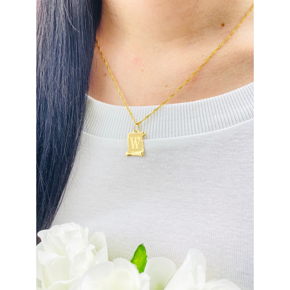 Złoty wisiorek zawieszka litera W