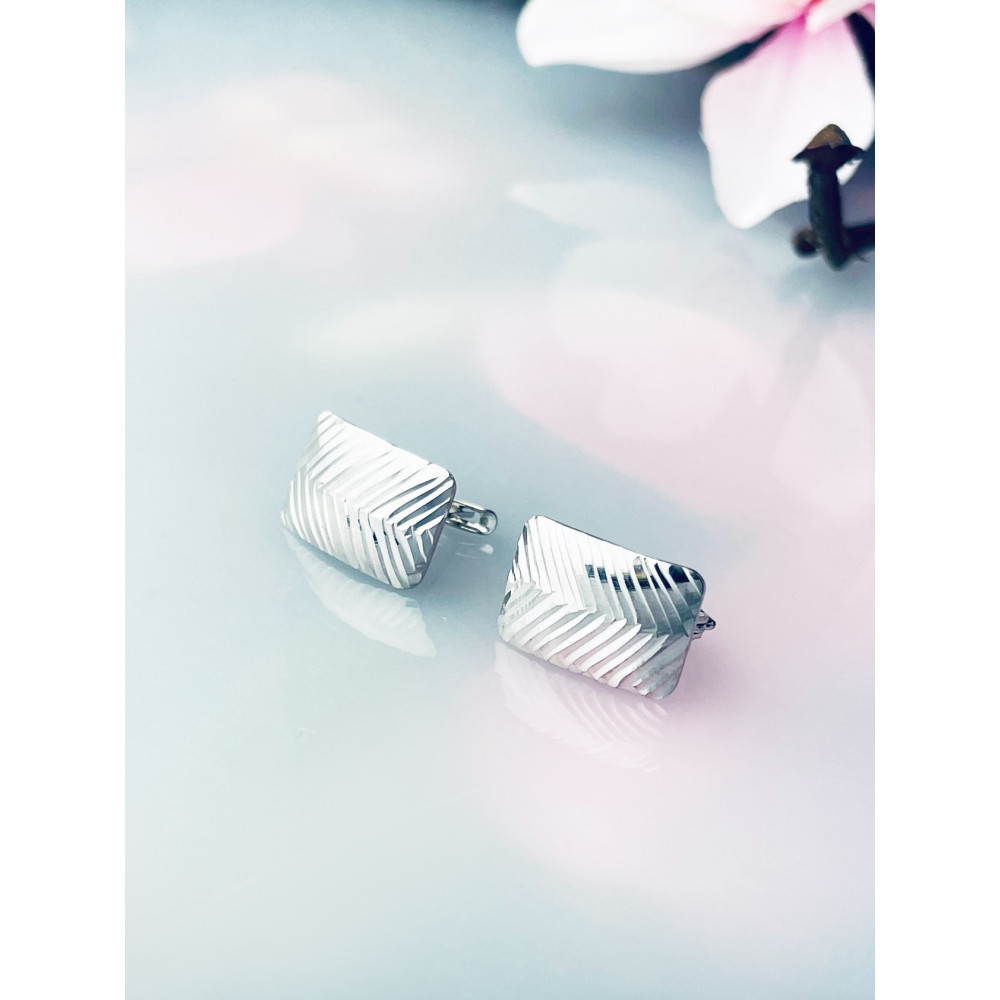 Srebrne kolczyki frezowane rodowane prostokąt