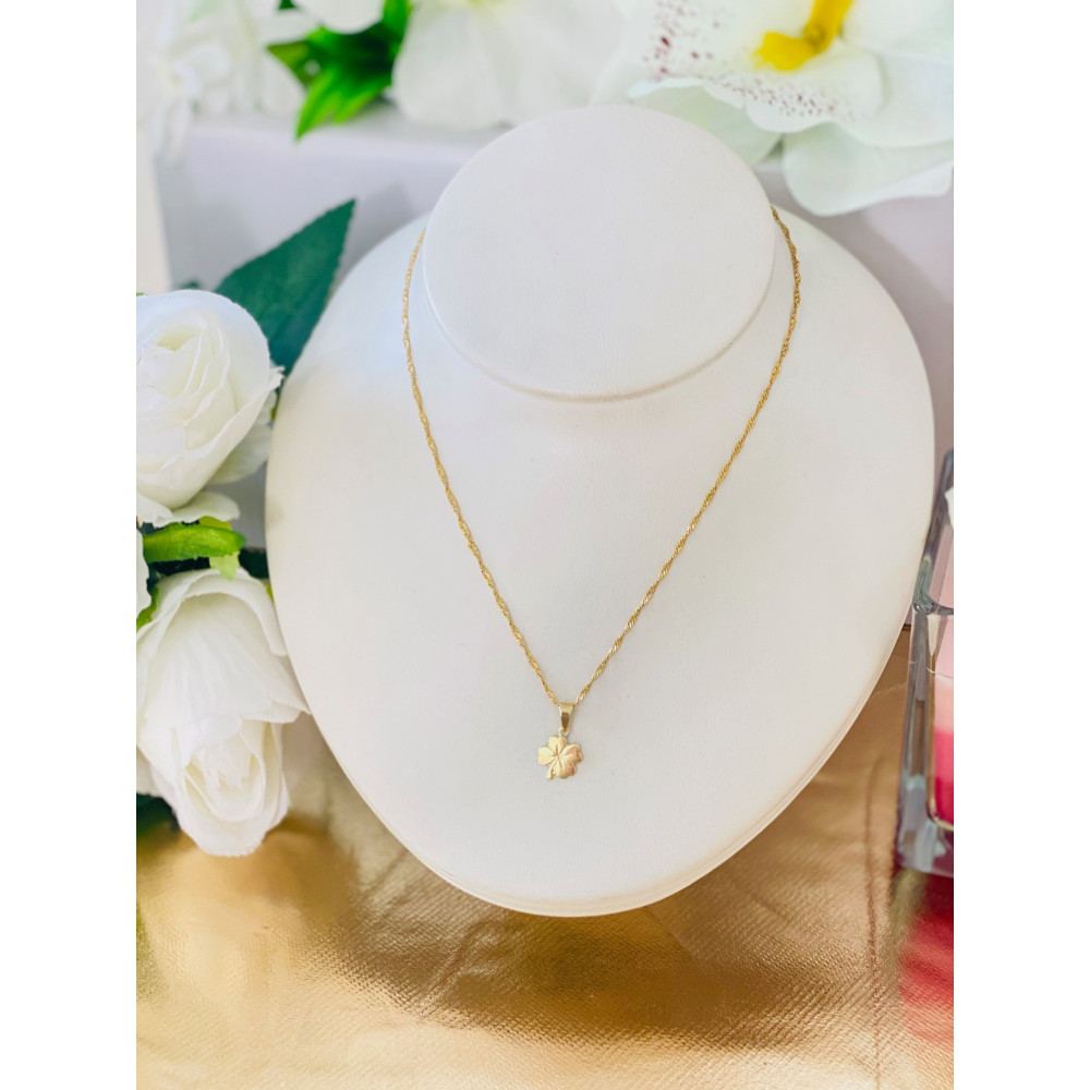 Złoty wisiorek zawieszka koniczyna