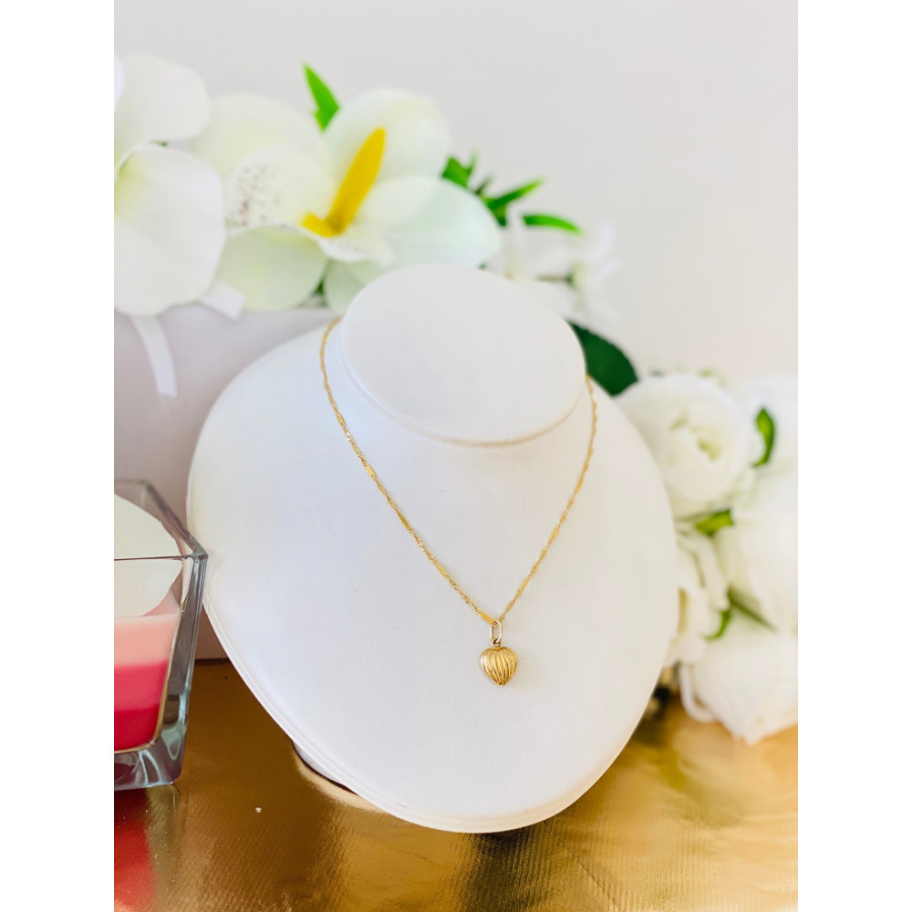 Złoty wisiorek serce figurka zawieszka serduszko prążkowane