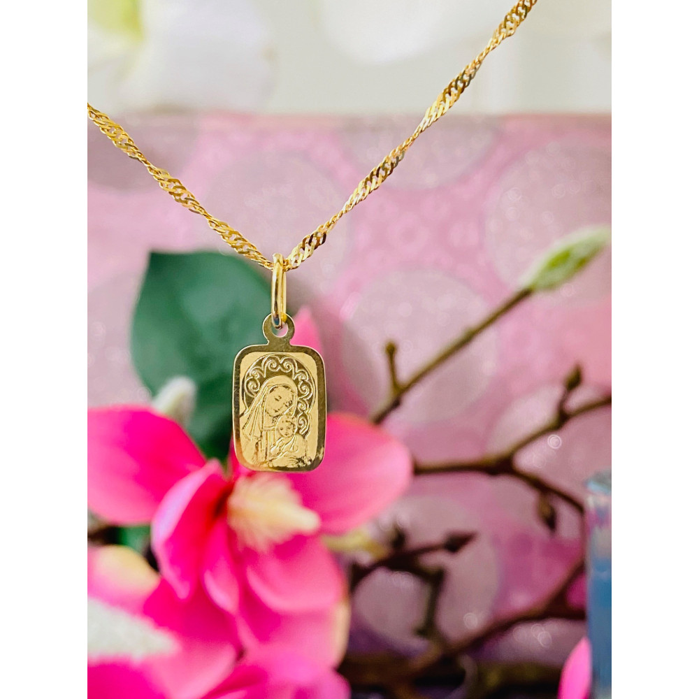 Złoty Medalik Zawieszka Matka Boska z Dzieciątkiem Jezus