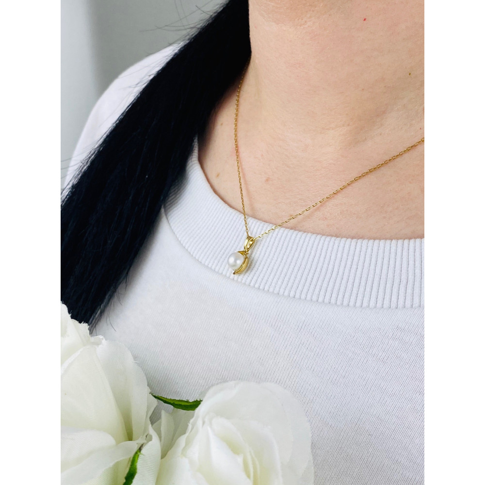 Złota zawieszka wisiorek perła