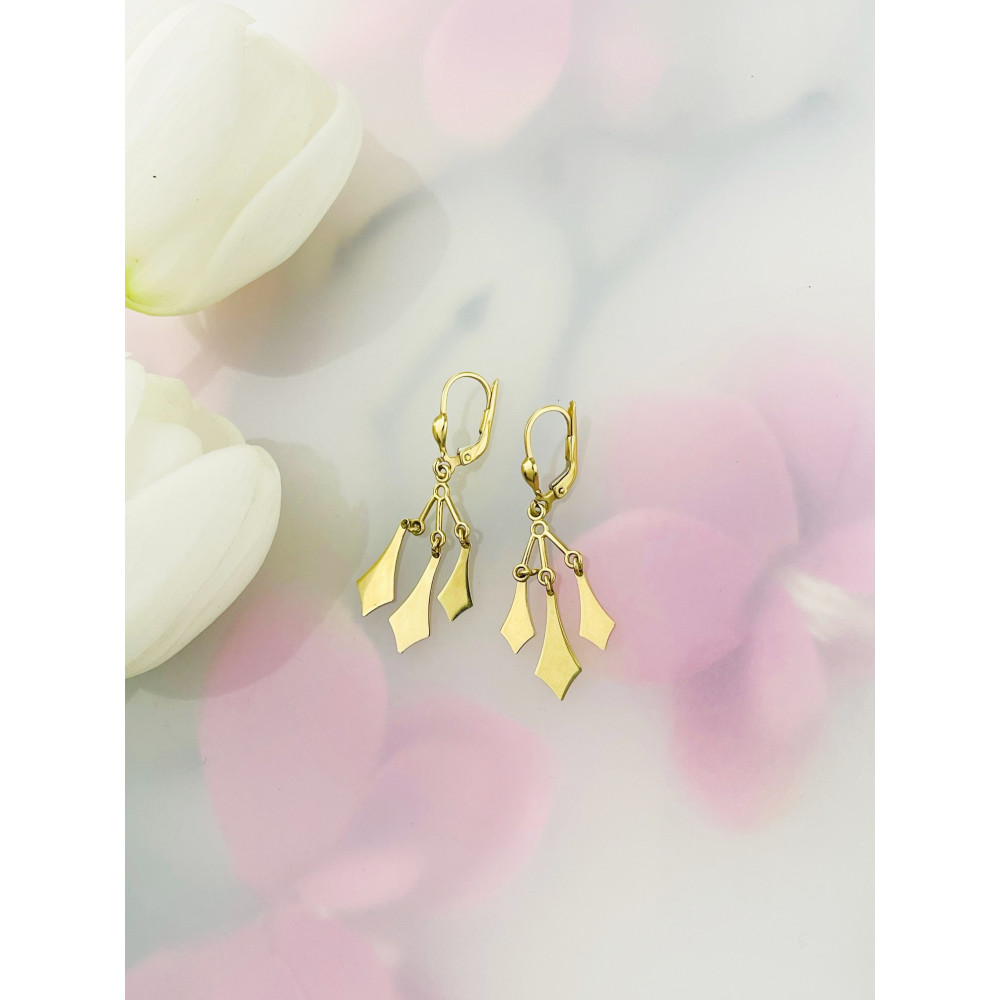 Złote kolczyki wiszące karo