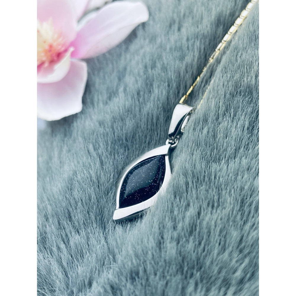 Srebrny wisiorek zawieszka Noc Kairu ognik łezka