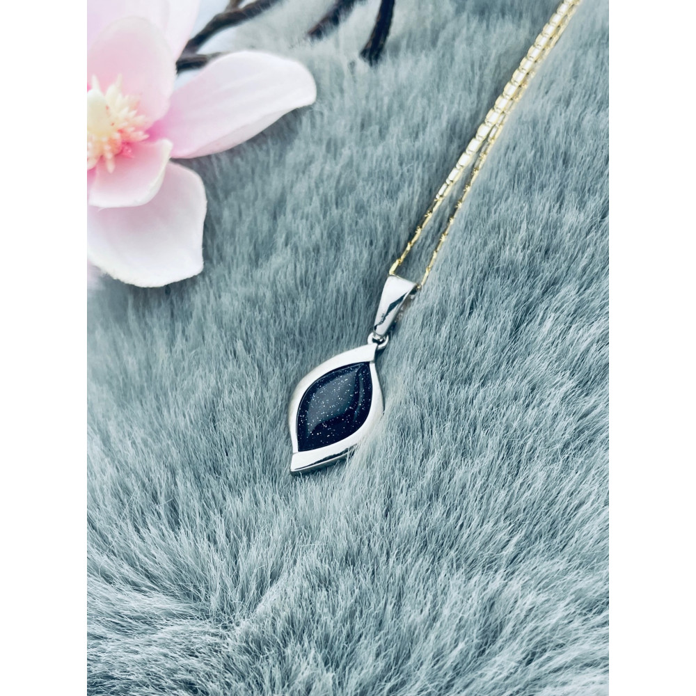 Srebrny wisiorek zawieszka Noc Kairu ognik łezka