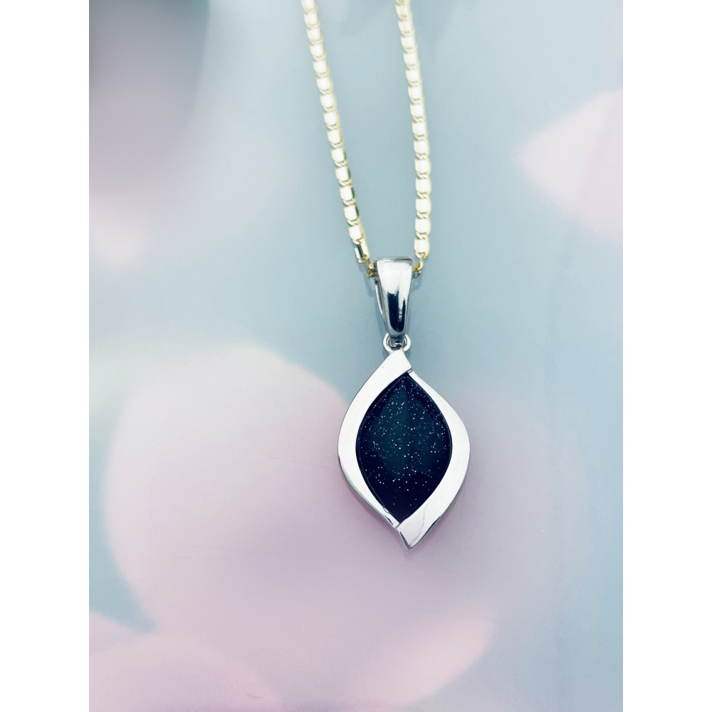 Srebrny wisiorek zawieszka Noc Kairu ognik łezka