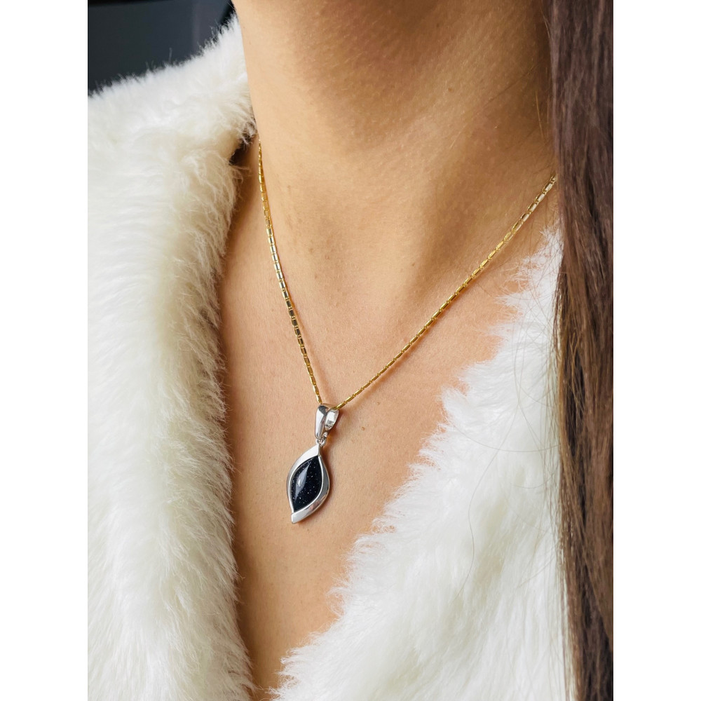 Srebrny wisiorek zawieszka Noc Kairu ognik łezka