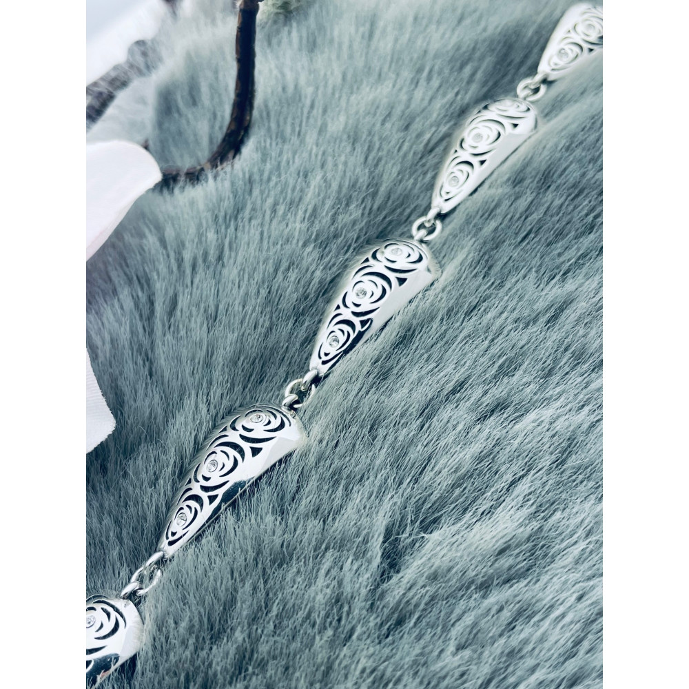 Srebrna bransoletka polerowana róża z cyrkoniami