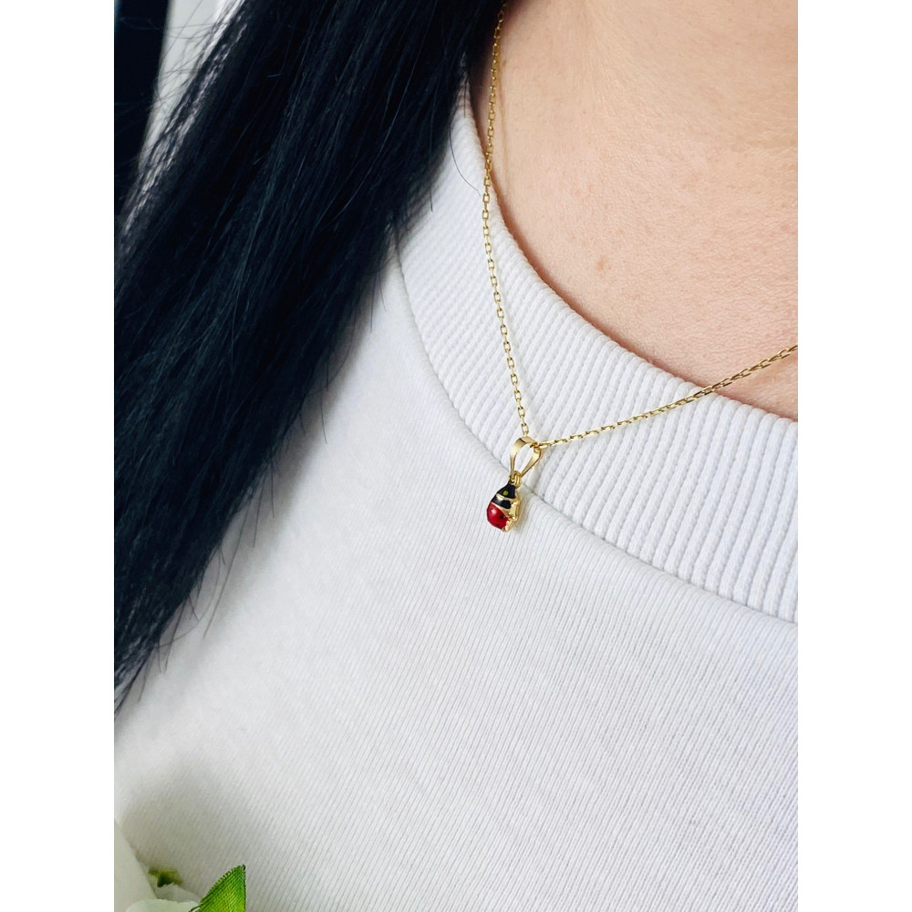 Złoty wisiorek zawieszka biedronka