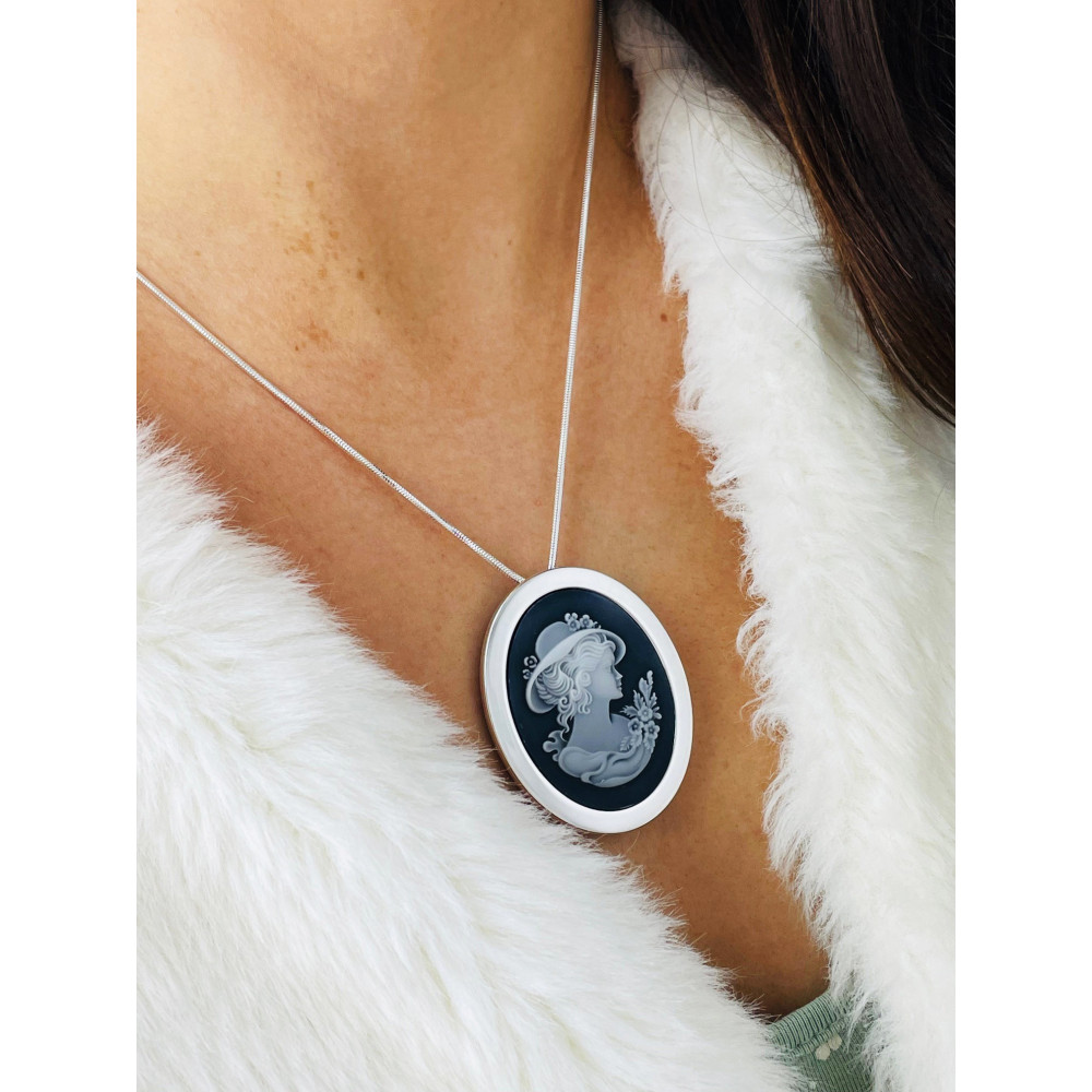 copy of Złoty wisiorek zawieszka rozeta ażurowa