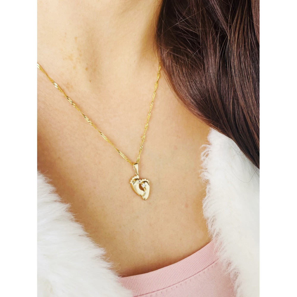 Złoty wisiorek zawieszka stopy stópki z cyrkoniami