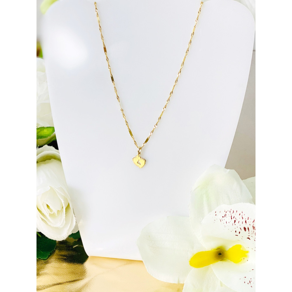 Złoty wisiorek zawieszka stopy stópki