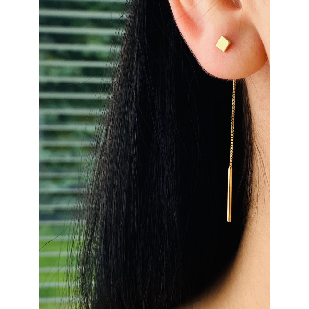 Złote kolczyki wiszące kwadrat