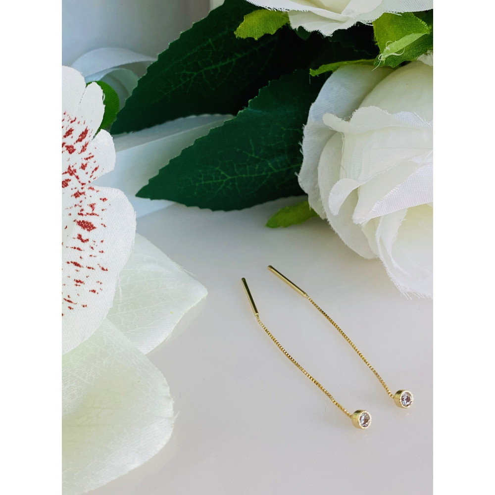 Złote kolczyki wiszące patyczki