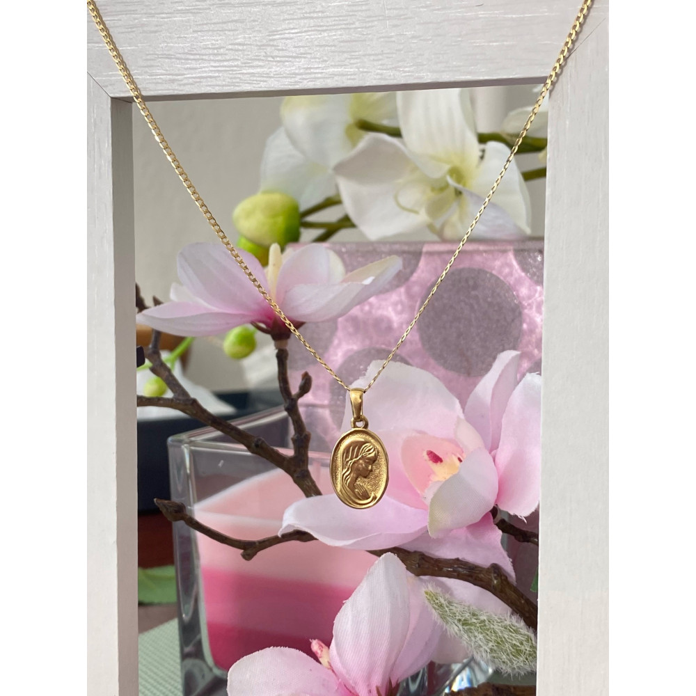 Złoty Medalik Zawieszka Matka Boska Madonna