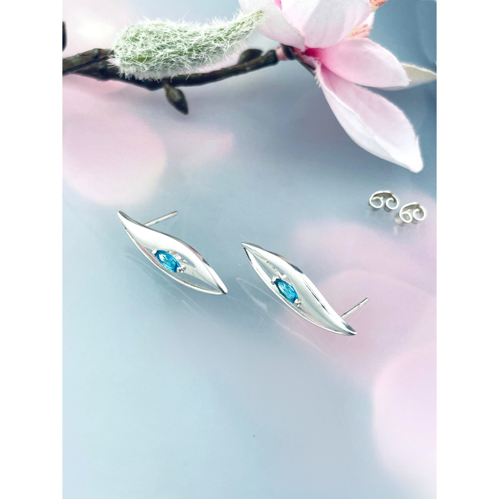 Srebrne kolczyki z cyrkoniami kocie oko błękitne