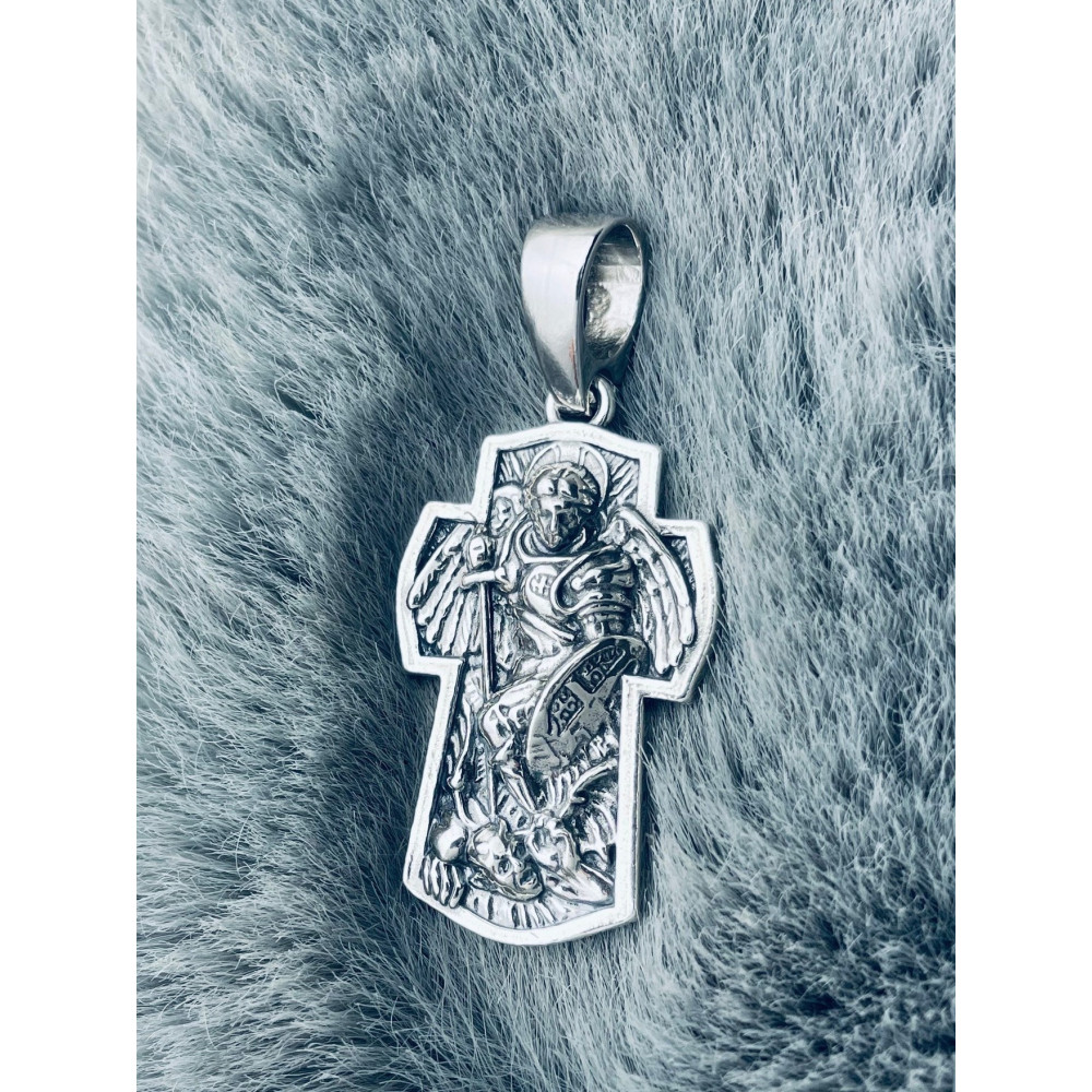 Srebrny krzyżyk Anioł Archanioł Komunia Chrzest