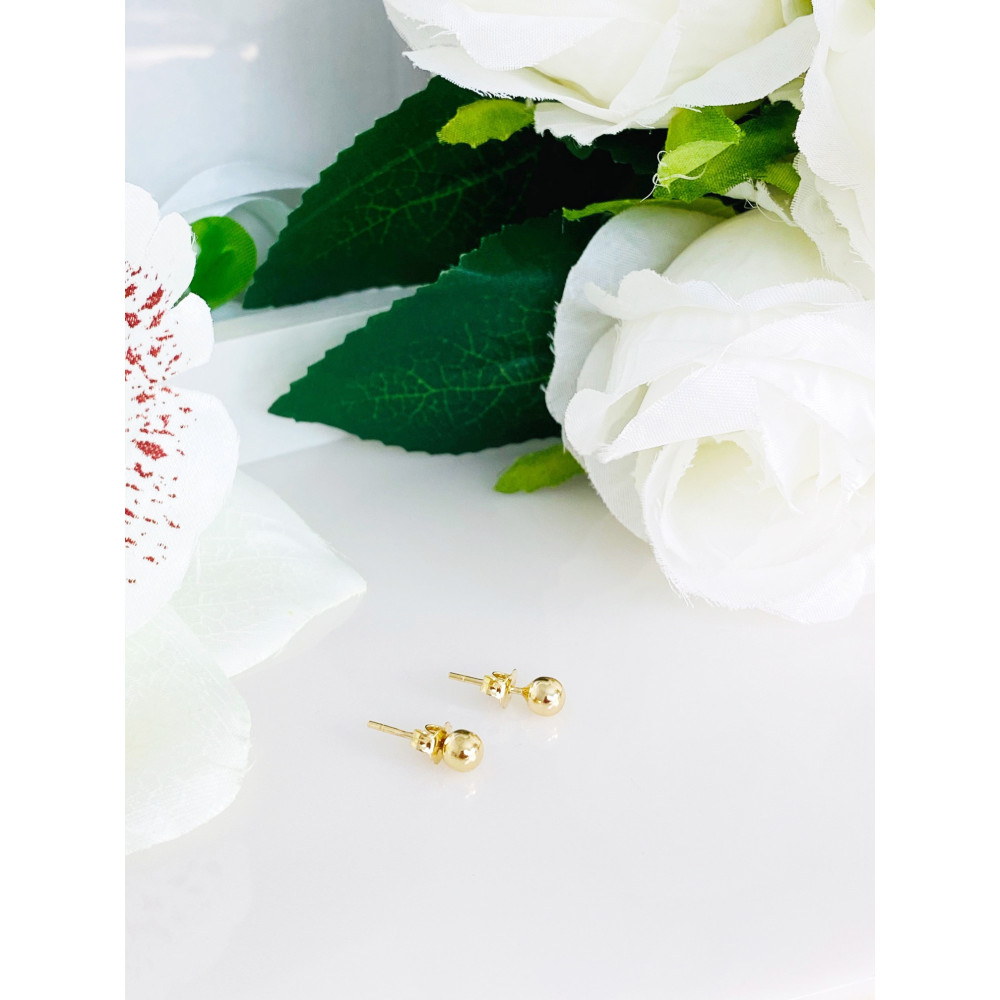 Złote kolczyki kuleczki
