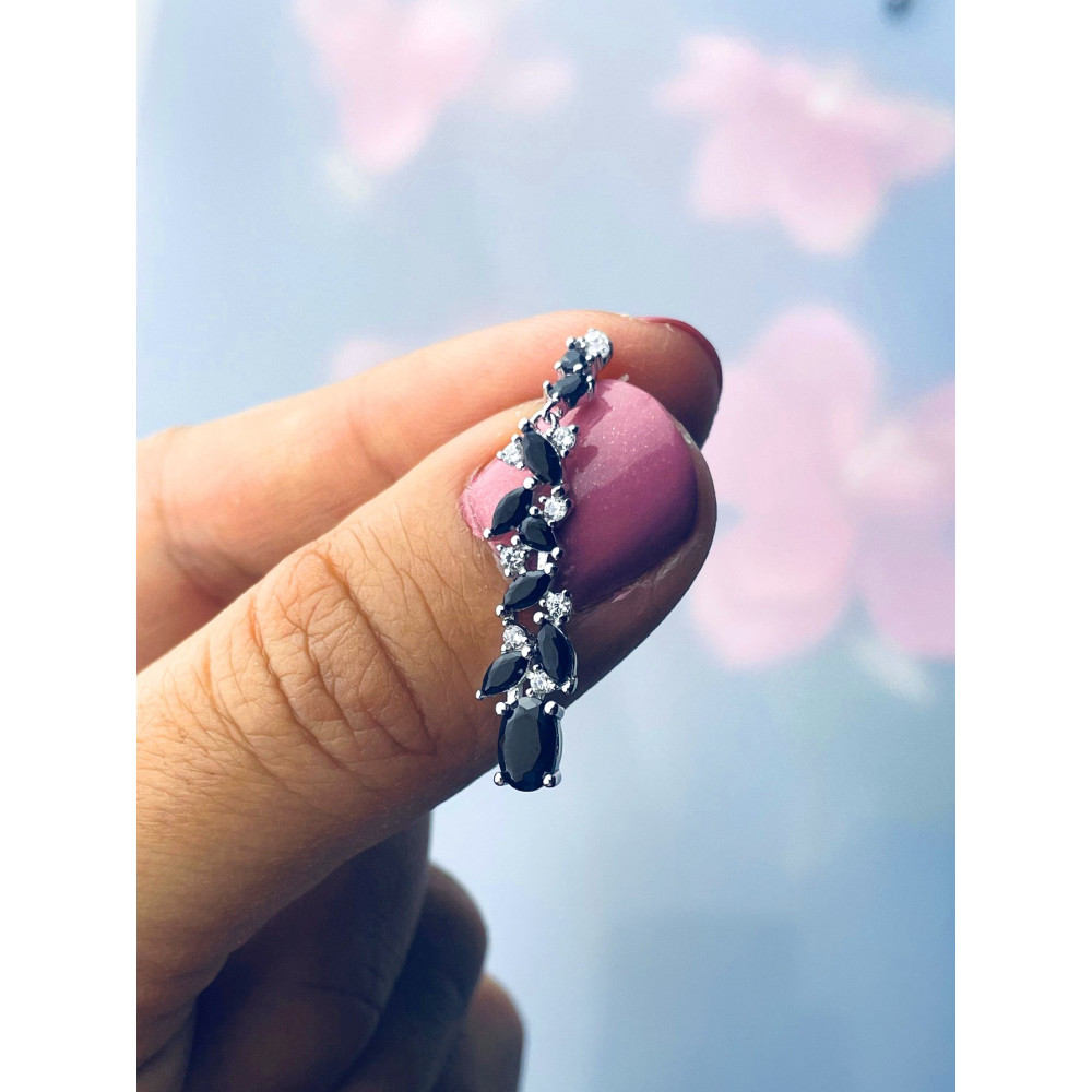 Srebrne kolczyki wiszące listki z cyrkoniami i onyksem