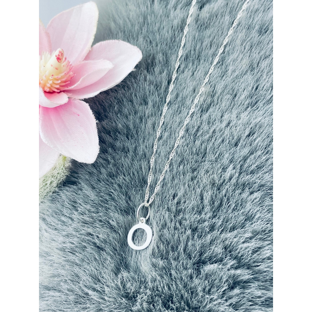 925 Silber Anhänger mit Buchstabe O + Singaporekette | Kettenanhänger aus Silber Alphabet