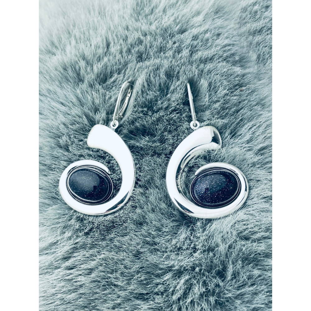 Srebrne kolczyki wiszące Noc Kairu ślimak zawijas