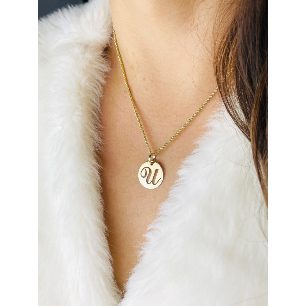 Złoty wisiorek zawieszka literka U ozdobna w kole koło z literką