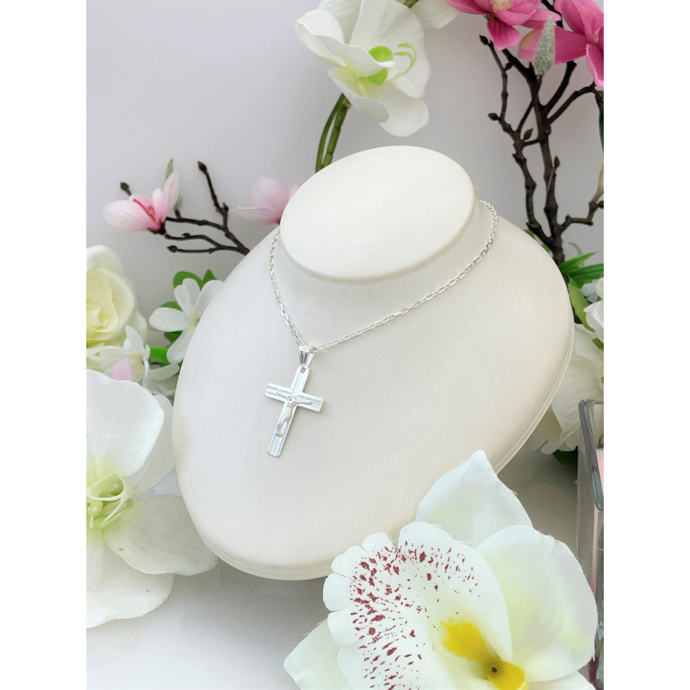 Srebrny krzyżyk Pan Jezus