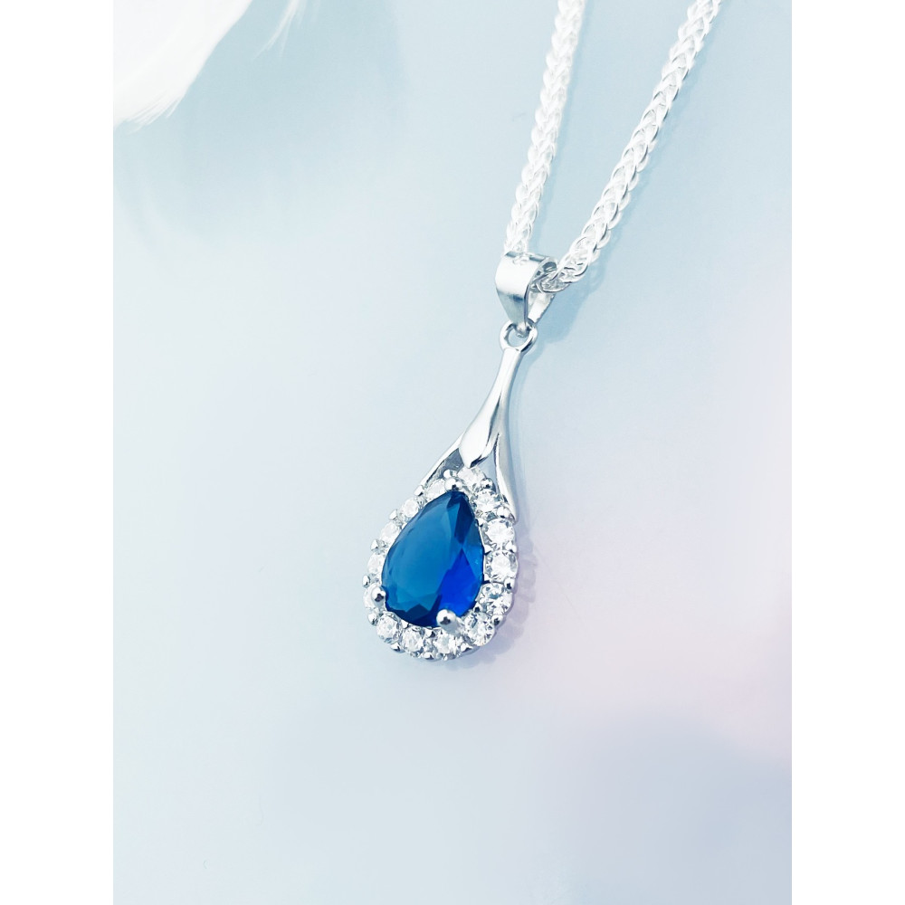 Srebrny wisiorek zawieszka łezka kropelka z cyrkoniami szafirowa karmazycja