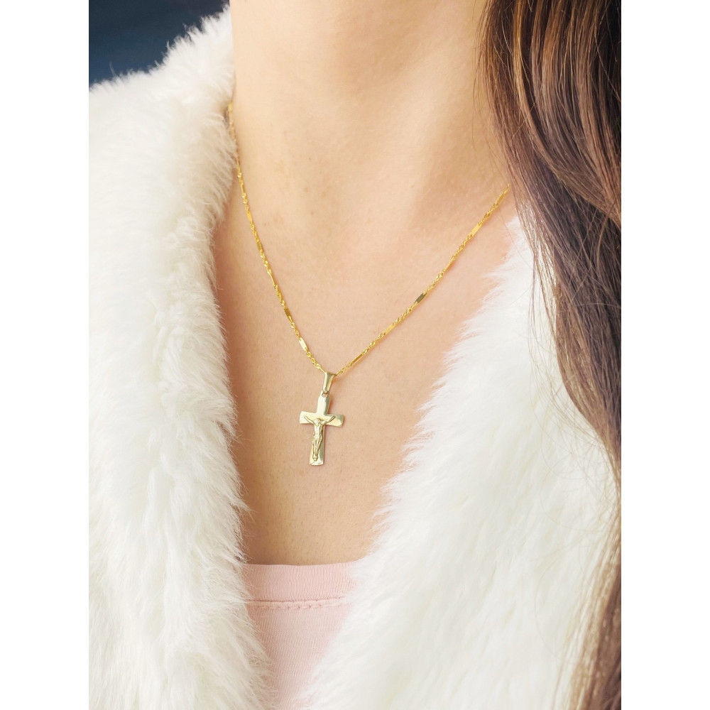 Złoty krzyżyk Jezus Chrystus