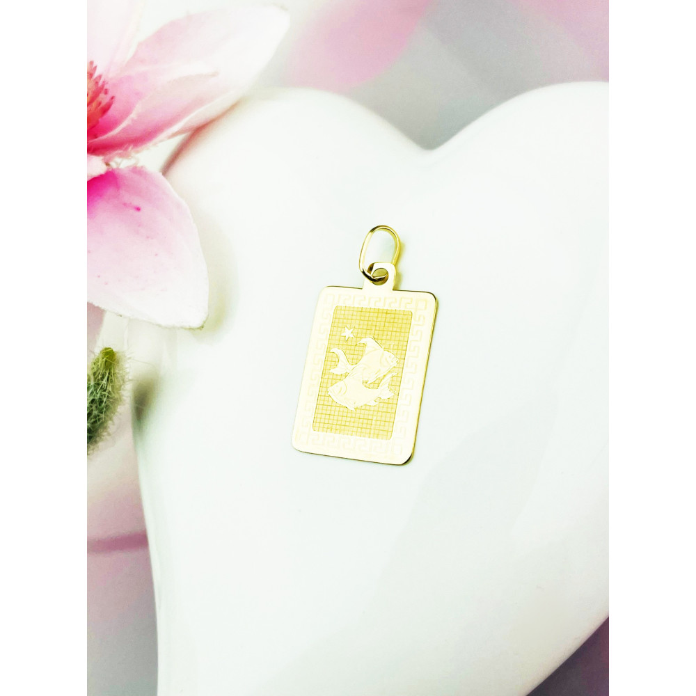 Złoty wisiorek zawieszka z greckim wzorem znak zodiaku ryby