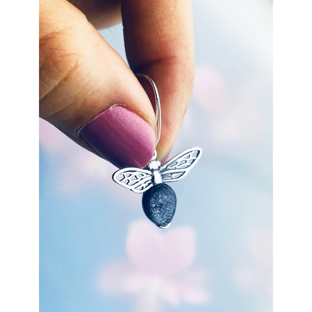 Srebrne kolczyki wiszące z kamieniem księżycowym pszczoły pszczółki