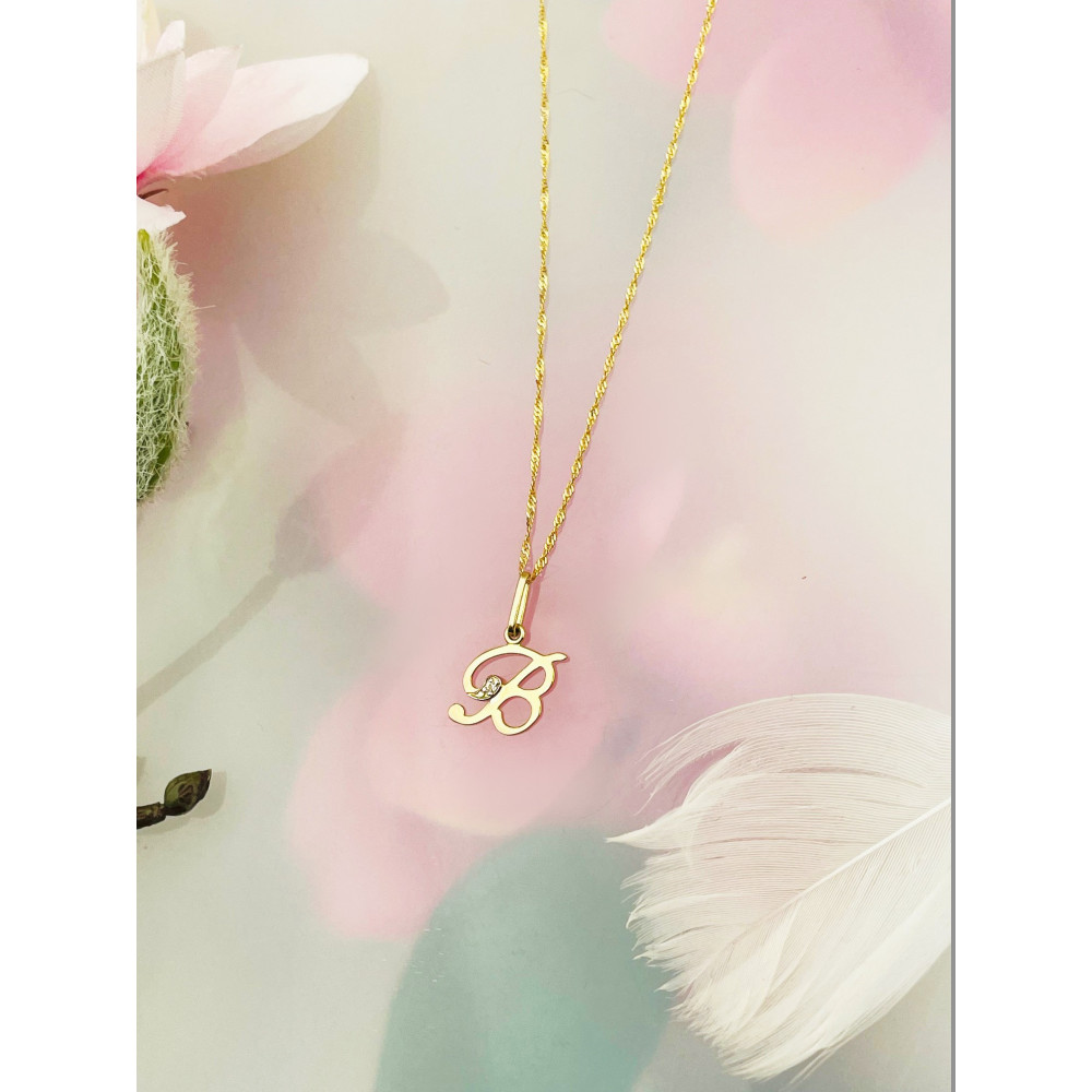 Złoty wisiorek zawieszka ozdobna literka B z cyrkoniami