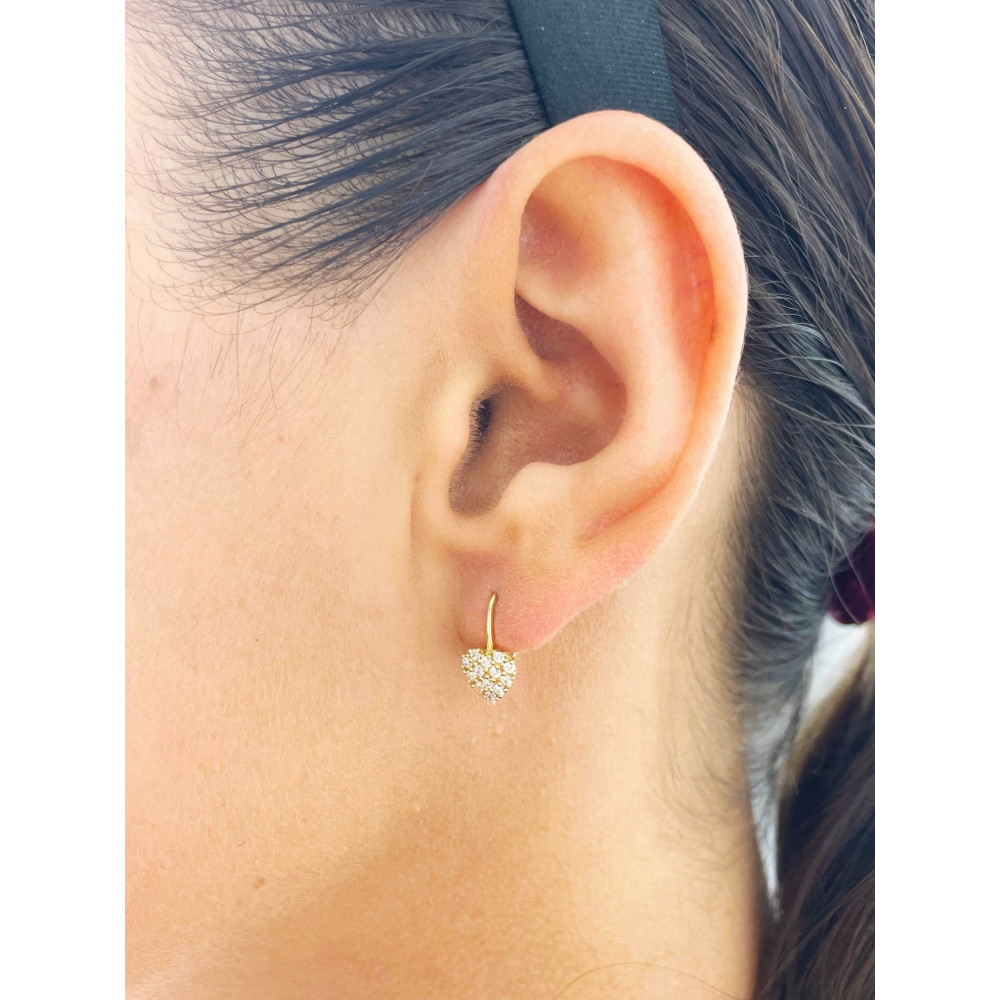 Złote kolczyki serca z cyrkoniami