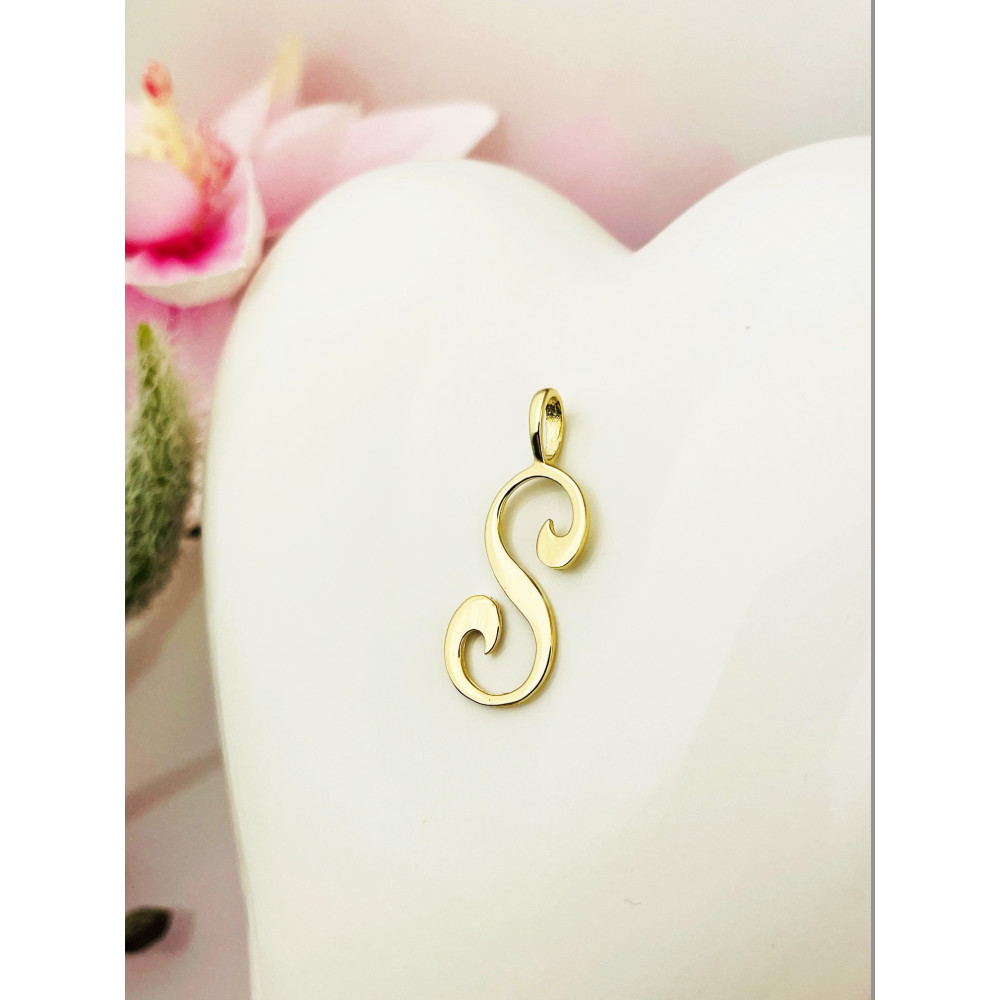 Złoty wisiorek zawieszka ozdobna literka S z zawijasami gładka polerowana