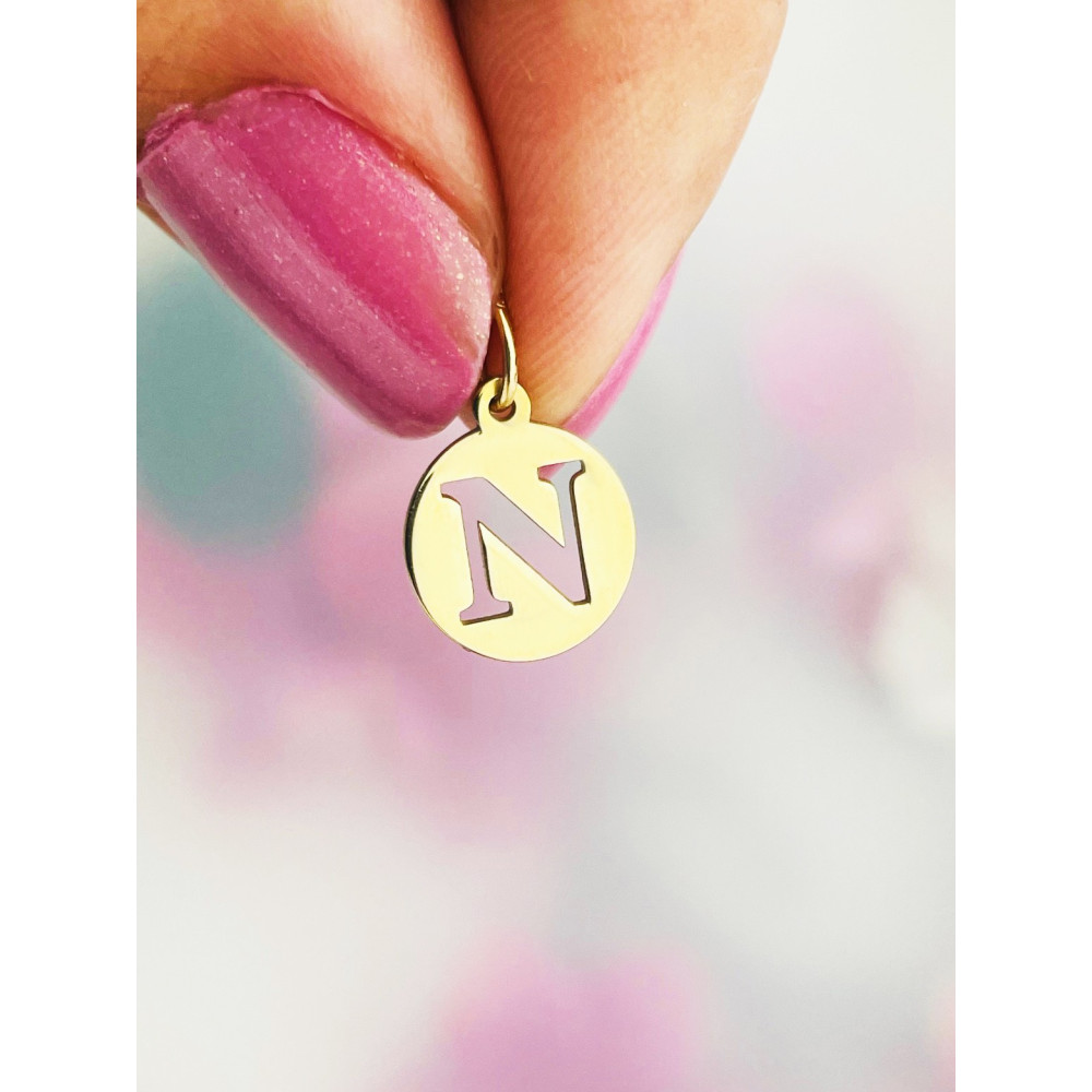 Złoty wisiorek zawieszka literka N kółko