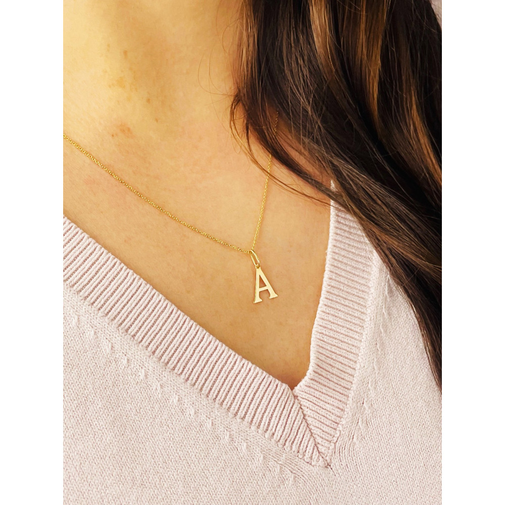 Złoty wisiorek zawieszka literka A