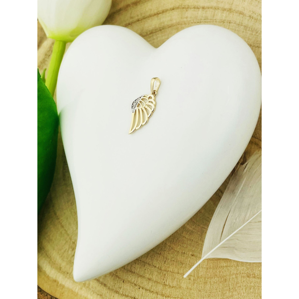 Złoty wisiorek zawieszka skrzydło ażurowe z cyrkoniami