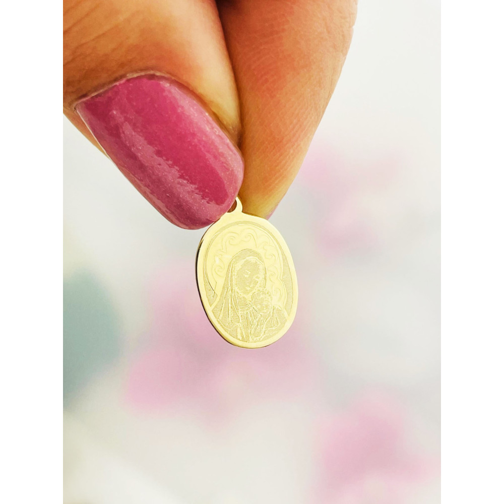 Złoty Medalik Zawieszka Matka Boska z Dzieciątkiem Jezus