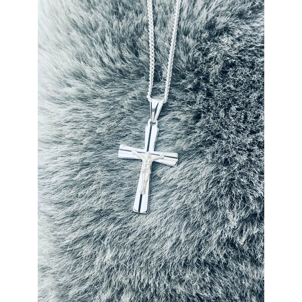Silber Anhänger Kreuz mit Jesus Christus Erstkommunion Taufe