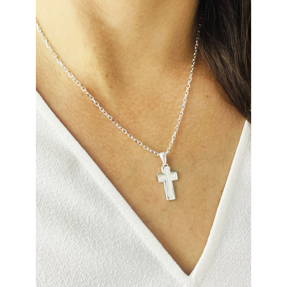 Srebrny krzyżyk ozdobny mat błysk Komunia Chrzest