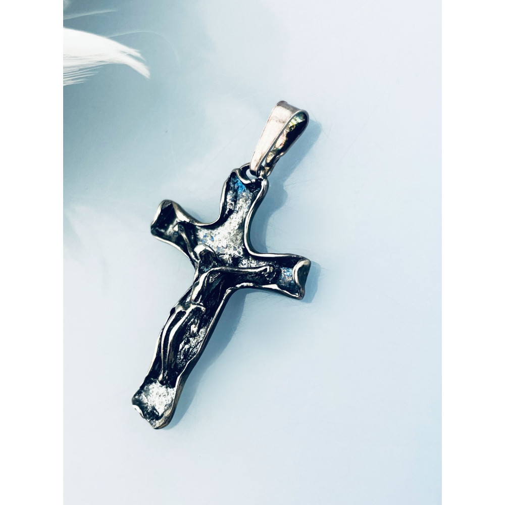 Srebrny krzyżyk Pan Jezus mocno oksydowany ciemny Komunia Chrzest