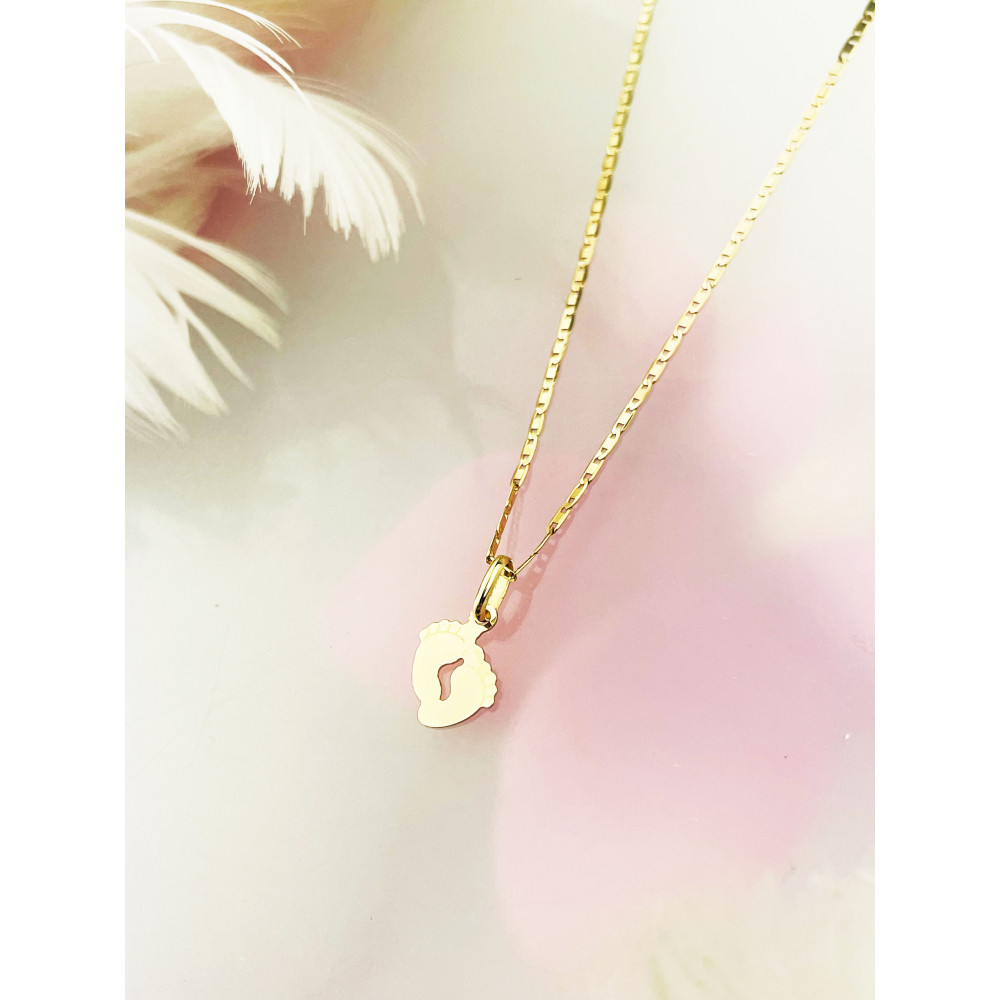 Złoty wisiorek zawieszka stopy stópki